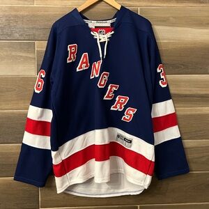 Reebok New York Rangers Mats Zuccarello NHL Hockey Large Jersey Fight Strap